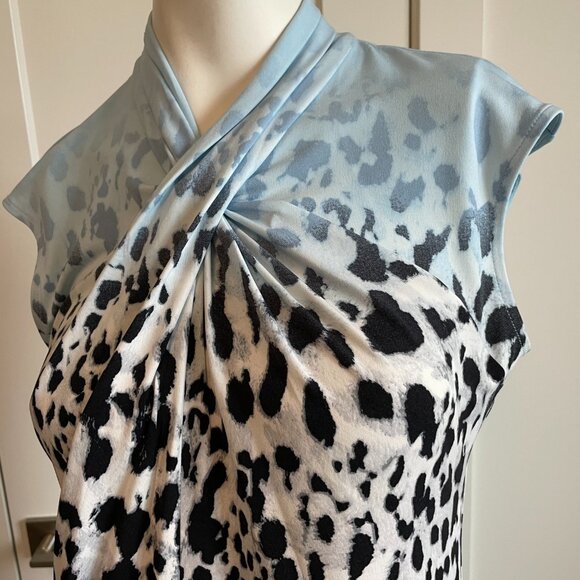 Calvin Klein Cap Slv Twist Neckline Animal Print Poly Blend Top Blue Blk Wht S - Picture 3 of 13